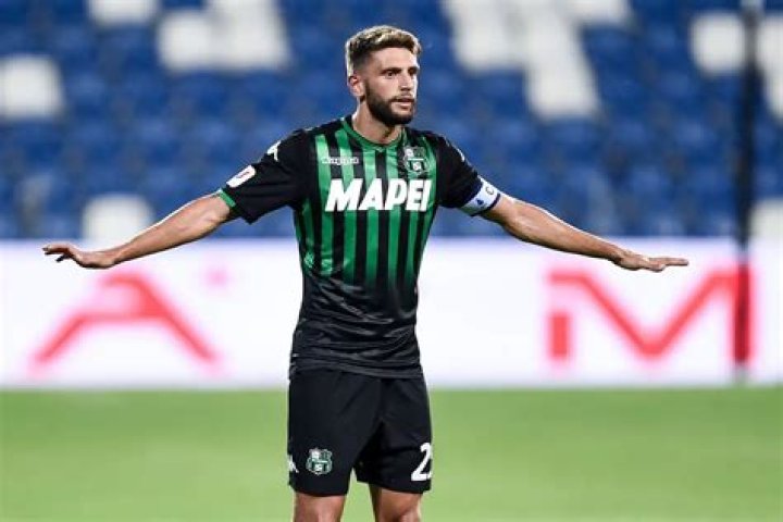 Domencio Berardi- Wiki, Age, Height, Girlfriend, Net Worth