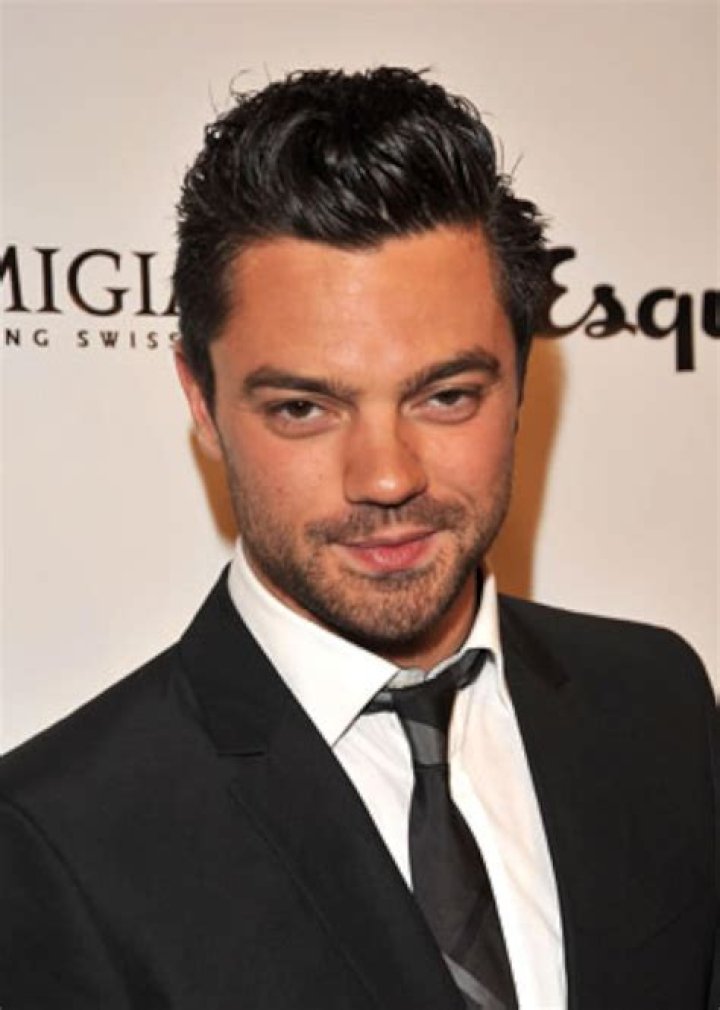 Dominic Cooper- Wiki, Age, Height, Net Worth, Girlfriend, Ethnicity