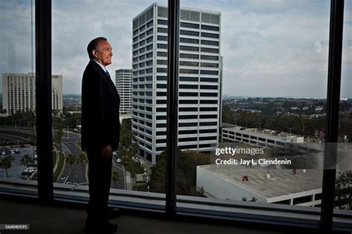 Who Is Donald Bren? Wiki, Age, Height, Wife, Net Worth, Ethnicity, Career