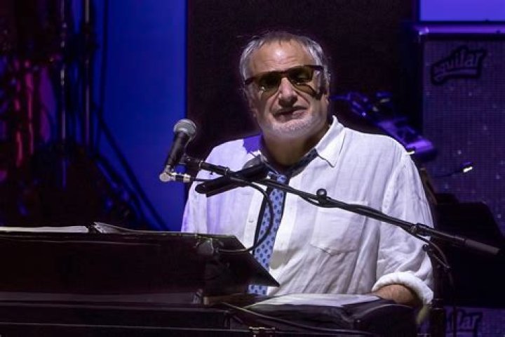 Donald Fagen- Wiki, Age, Wife, Net Worth, Height, Ethnicity