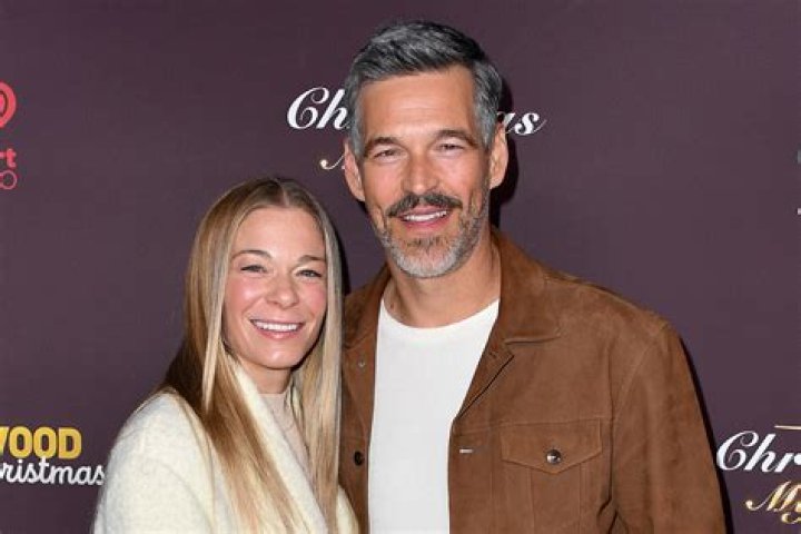 Who Is Eddie Cibrian? Wiki, Age, Height, Ethnicity, Wife, Kids, Net Worth