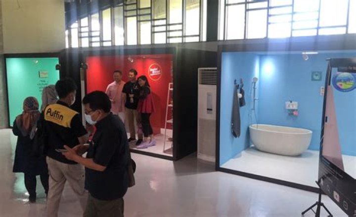 Edho Zell- Biography, Age, Height, Net Worth, Girlfriend, Dating