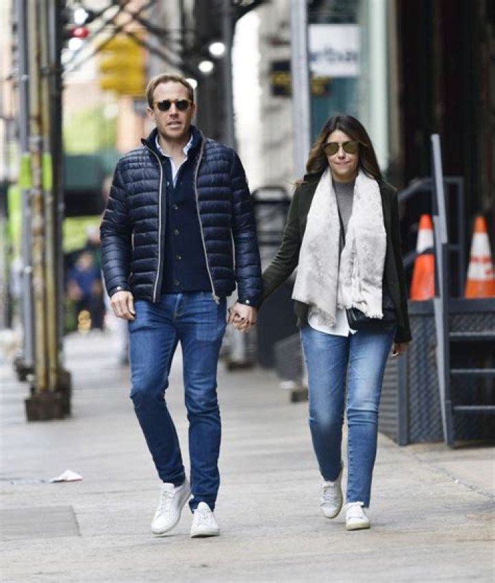 Edward Owen- Wiki, Age, Ethnicity, Net Worth, Height, Girlfriend