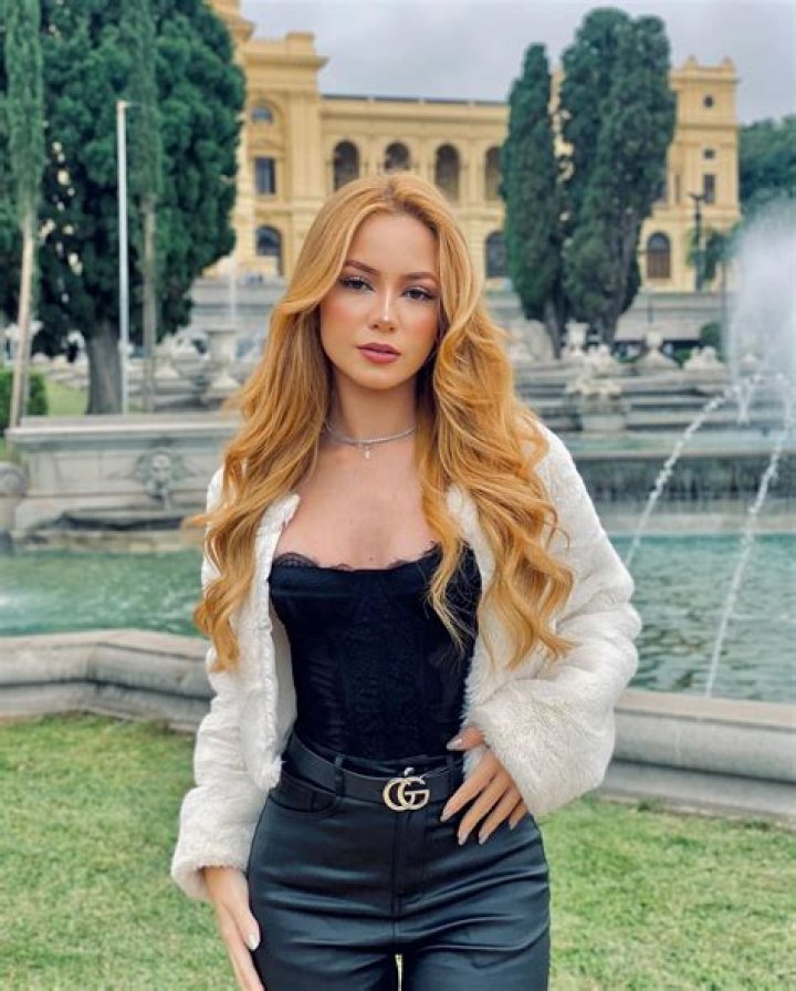 Elizabeth Nunes- Age, Net Worth, Height, Husband, Nationality