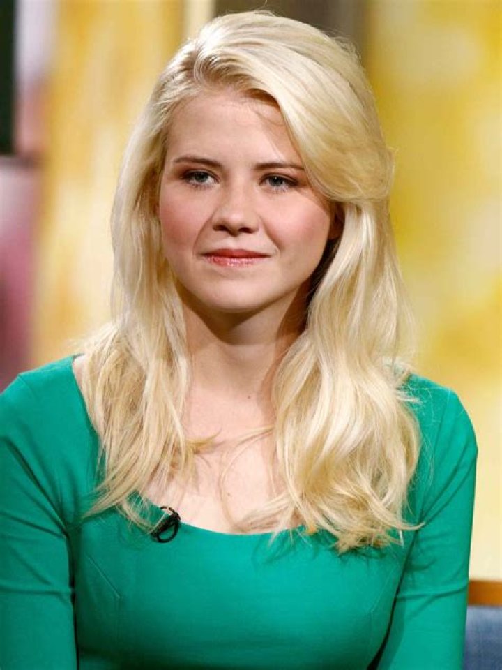 Elizabeth Smart- Wiki, Age, Ethnicity, Husband, Height, Net Worth, Career