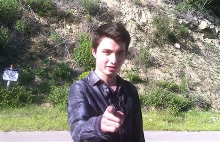 
Elliot Rodger Religion And Ethnicity : Where Are His Parents From?	