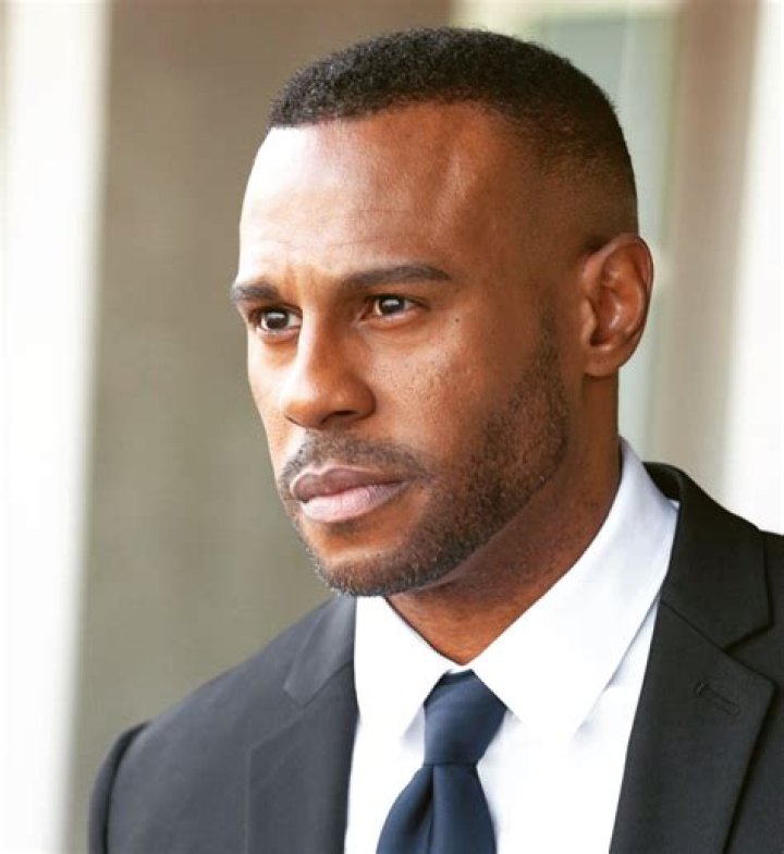 Eltony Williams- Bio, Age, Height, Net Worth, Girlfriend, Dating