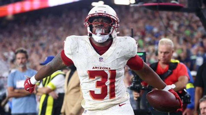 Emari Demercado Wiki 2024- Age, Net Worth, Height, Girlfriend, Ethnicity