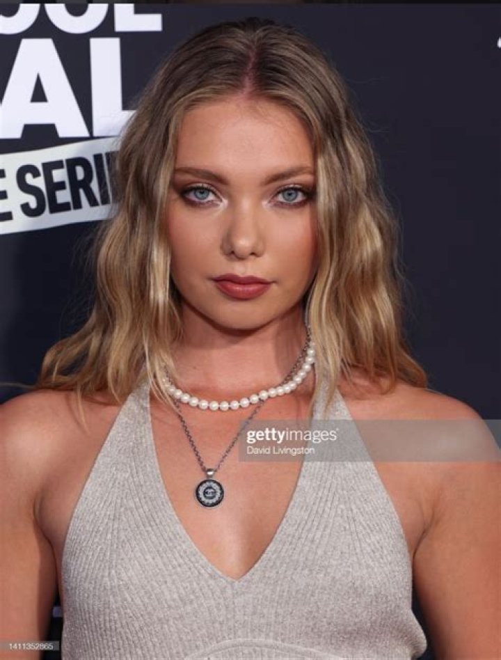 Emilia McCarthy- Wiki, Age, Height, Net Worth, Boyfriend, Ethnicity