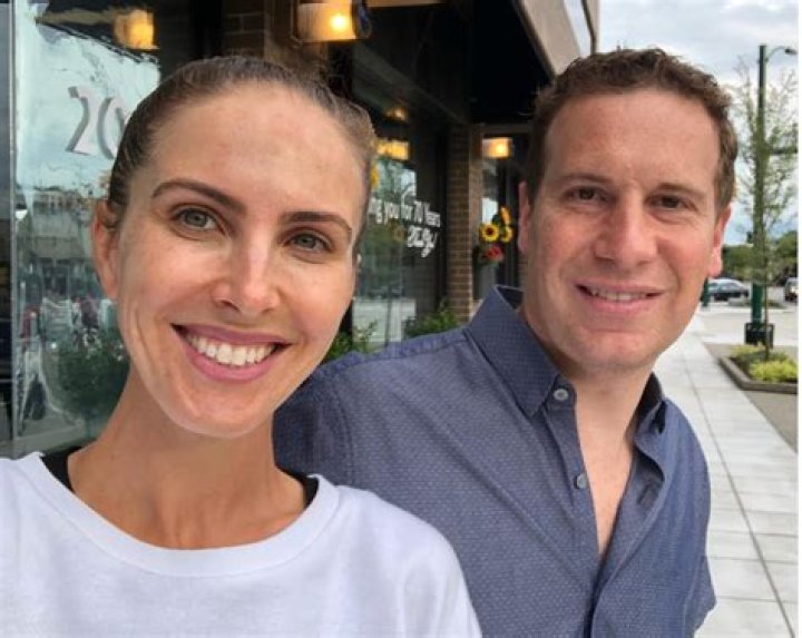 Emily Ishbia- Net Worth, Bio, Age, Ethnicity, Husband, Height, Career