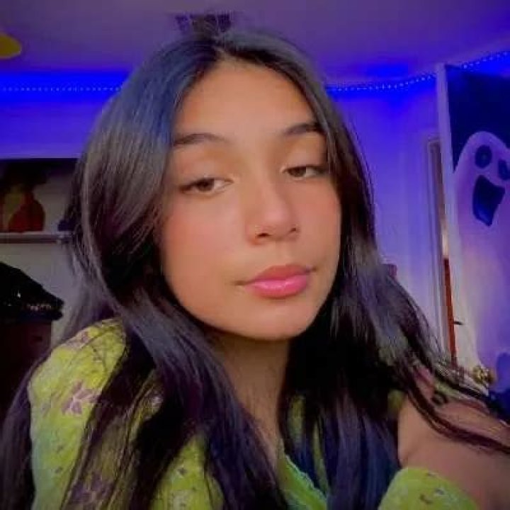 Emily Villegas- Bio, Age, Height, Boyfriend, Net worth, Religion