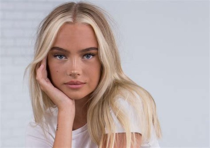 Emma Ellingsen- Age, Net Worth, Height, Boyfriend, Nationality