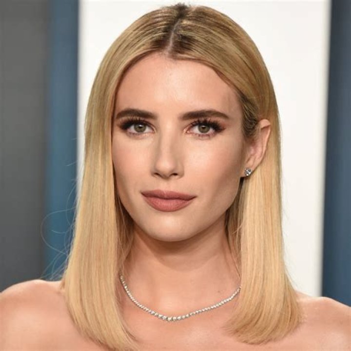 Emma Roberts- Net Worth, Bio, Age, Husband, Height, Weight, Career
