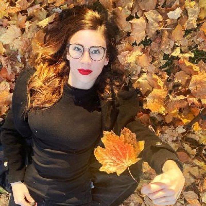 Erika Kosegarten- Wiki, Age, Height, Net Worth, Boyfriend, Ethnicity