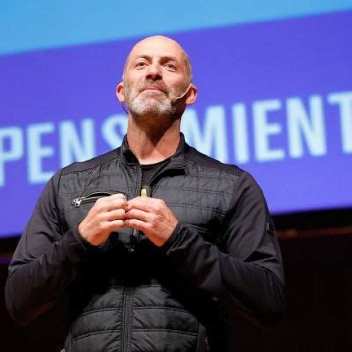 Estanislao Bachrach Age: How Old Is She? Biologist Wiki & Family