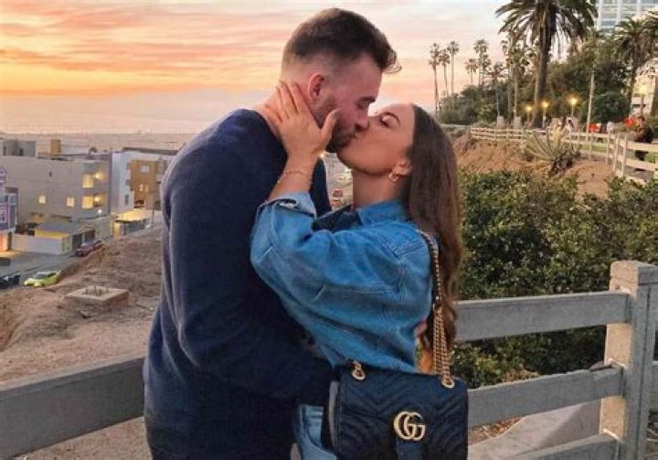 
Evan McClintock- Wiki, Age, Height, Net Worth, Girlfriend, Ethnicity	