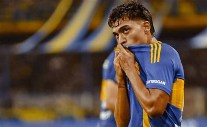 Exequiel Zeballos- Wiki, Age, Height, Girlfriend, Net Worth, Ethnicity, Career