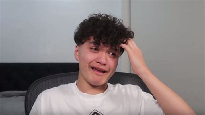 Faze Jarvis- Age, Girlfriend, Net Worth, Height, Ethnicity