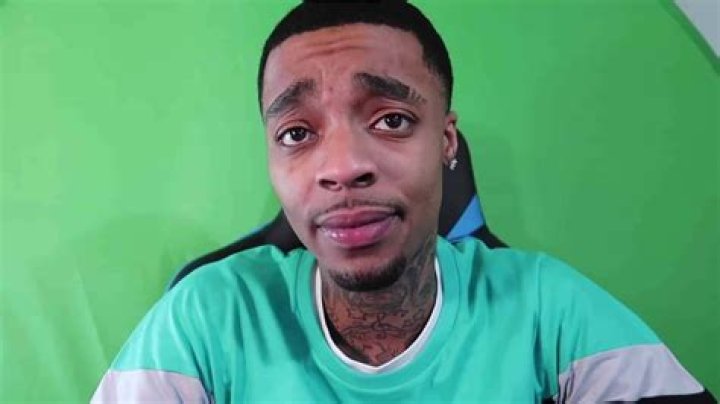 Flightreacts- Bio, Wiki, Age, Girlfriend, Height, Net Worth