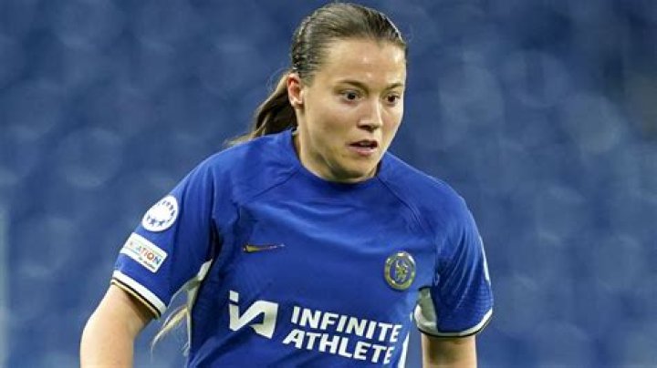 Fran Kirby- Age, Bio, Wiki, Boyfriend, Weight, Height, Net Worth, Career