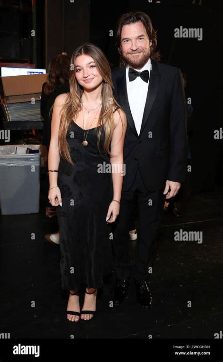 Francesca Nora Bateman- Net Worth, Bio, Age, Boyfriend, Height, Instagram