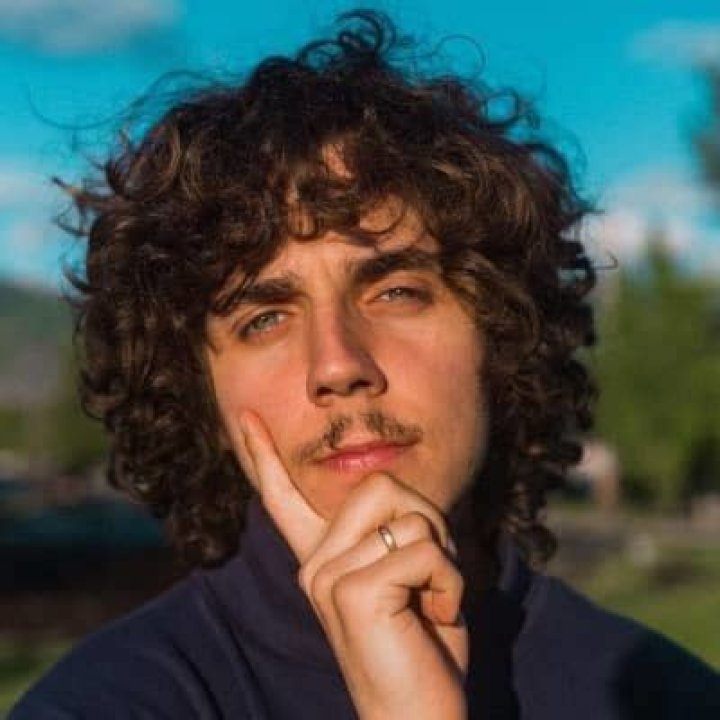 Frankie Lagana – Wiki, Age, Height, Net Worth, Girlfriend