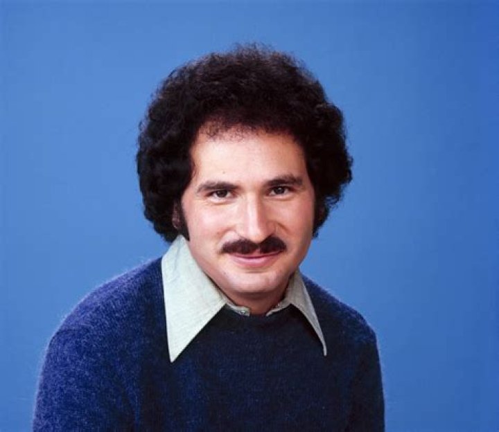 
Who Is Gabe Kaplan? Wiki, Age, Height, Wife, Net Worth, Ethnicity	