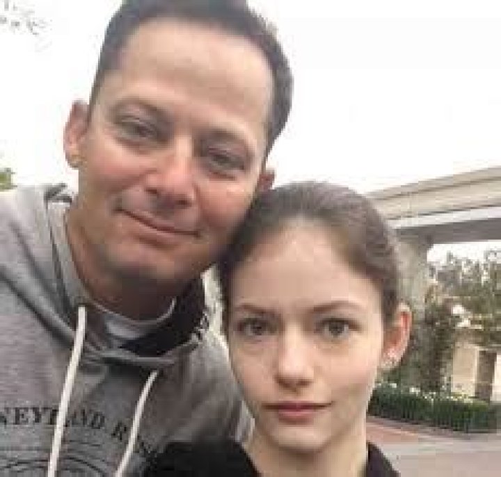 
Giorgina Karrie Foy- Wiki, Age, Child, Family, Birthday, Net Worth, Husband	