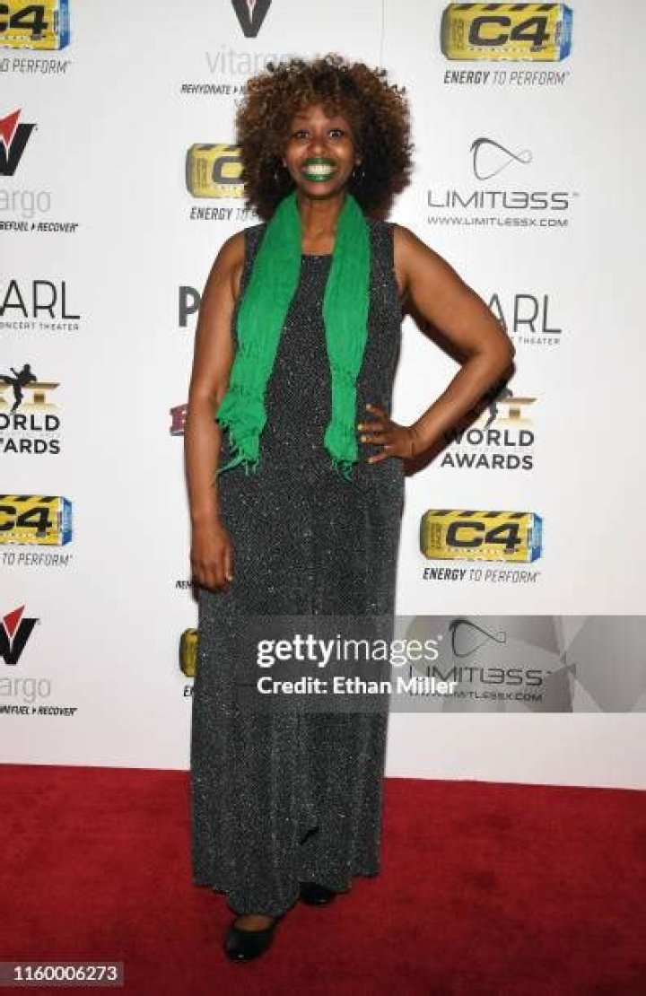 GloZell Simon- Net Worth, Bio, Age, Husband, Ethnicity, Height, Career