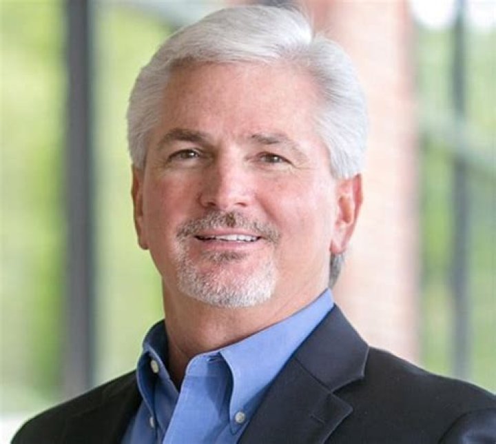 Gordon Farr- Bio, Wiki, Age, Girlfriend, Height, Net Worth, Career