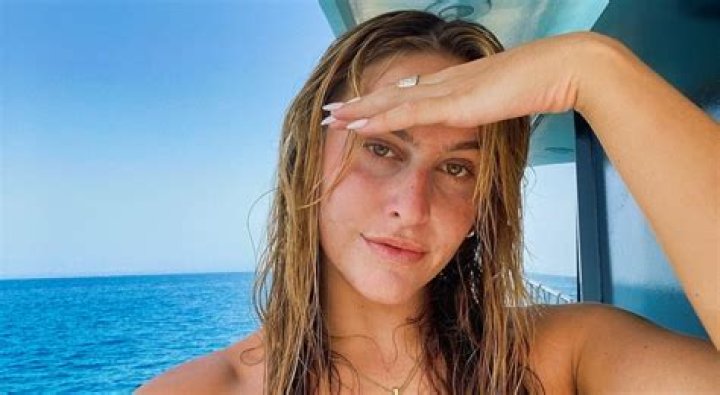 
Grace Harbaugh Age & Wiki: How Old Is She? All About Jim Harbaugh Daughter	