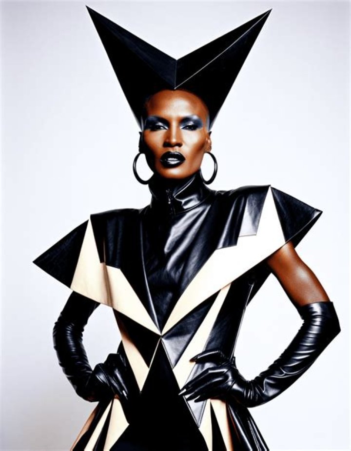 Who Is Grace Jones? Wiki, Age, Height, Husband, Ethnicity, Net Worth