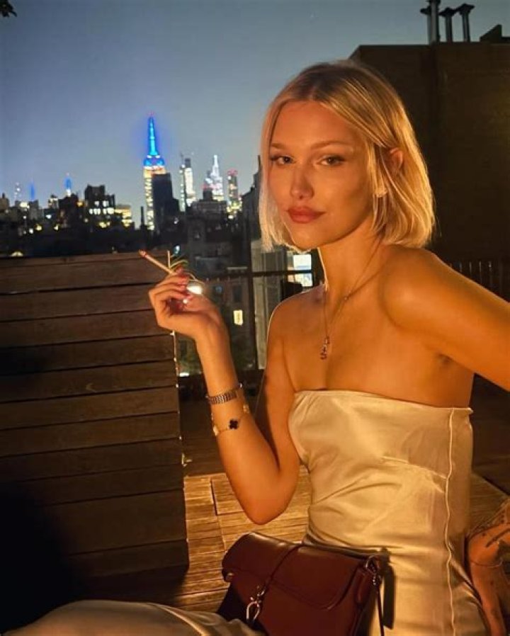 Grace VanderWaal- Bio, Wiki, Age, Height, Net Worth, Relationship, Career