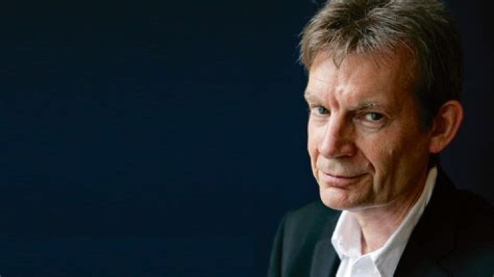 Graham Swift- Wiki, Age, Wife, Ethnicity, Net Worth, Height, Career