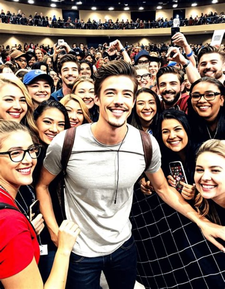 Grant Gustin- Wiki, Bio, Age, Height, Net Worth, Wife