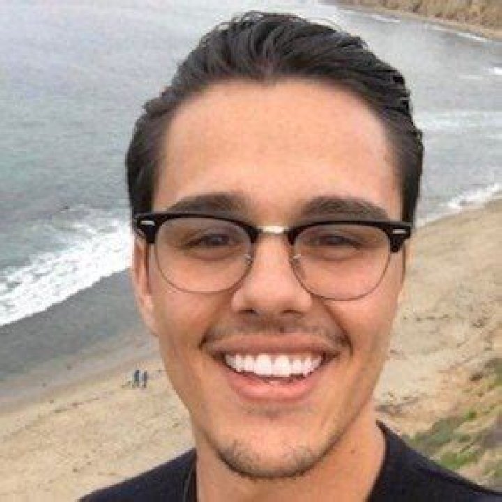 Gunner Gomez- Wiki, Age, Bio, Weight, Height, Girlfriend, Net Worth