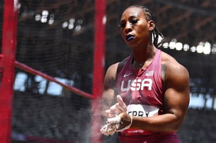 Gwen Berry- Net Worth, Age, Height, Boyfriend, Ethnicity, Career