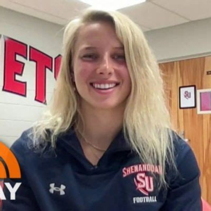 
Haley Van Voorhis Sexuality: Is She Transgender? Explore Her Relationship And Gender	