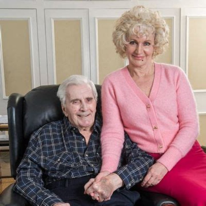 Harriet Sergeant Wiki: How Old Is She? All About The Author