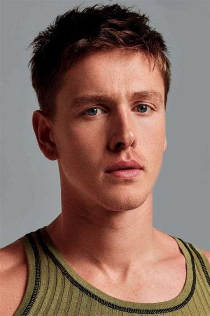 Harris Dickinson- Net worth, Bio, Age, Girlfriend, Height, Nationality, Career