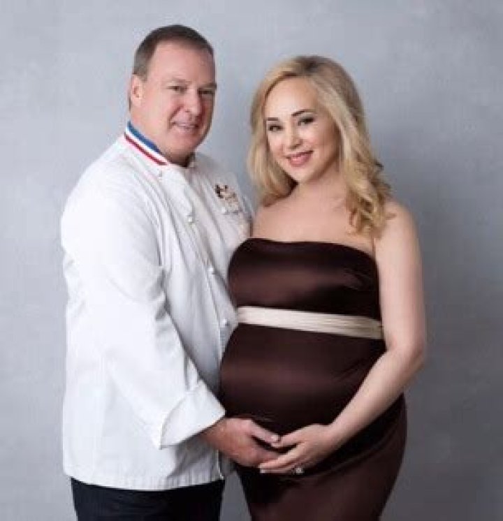 Hasty Khoei- Age, Bio, Wiki, Husband, Height, Net Worth, Career