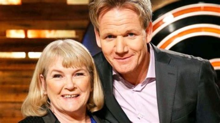 Helen Cosgrove- Wiki, Age, Husband, Net Worth, Ethnicity