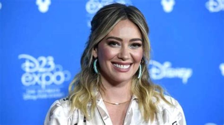 Hilary Duff- Wiki, Bio, Age, Weight, Height, Boyfriend, Career, Net Worth