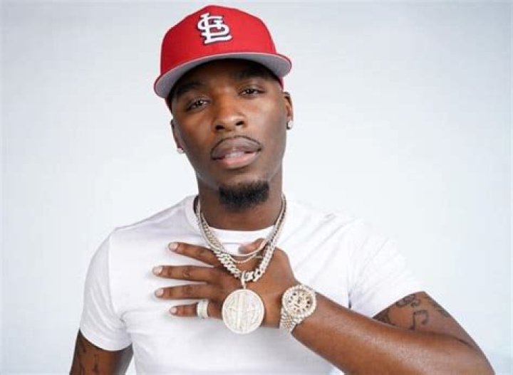 Hitman Holla- Wiki, Age, Net Worth, Girlfriend, Dating, Height