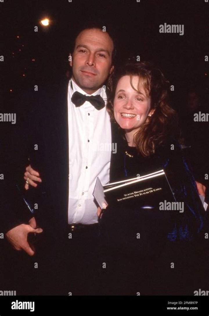 Howard Deutch- Wiki, Age, Height, Net Worth, Wife, Ethnicity