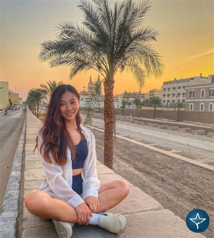 Hyojeong Park – Wiki, Age, Height, Net Worth, Boyfriend, Ethnicity