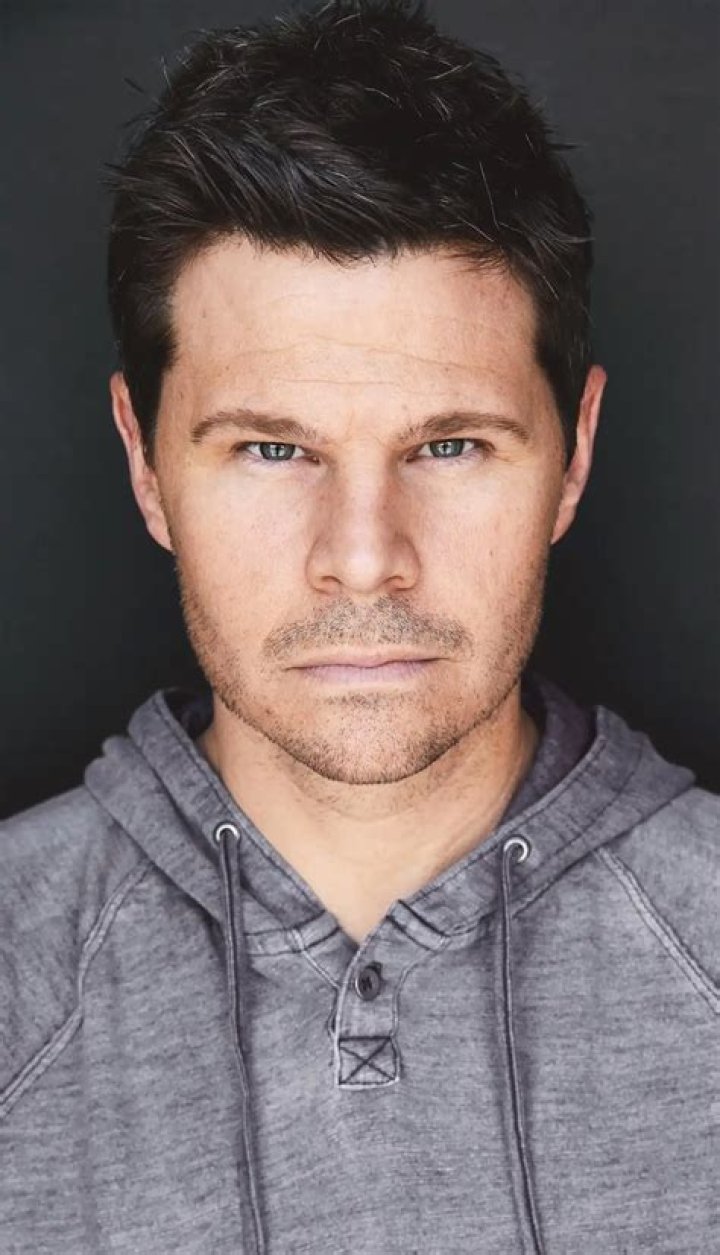 Ian Reed Kesler- Wiki, Age, Height, Net Worth, Wife, Ethnicity