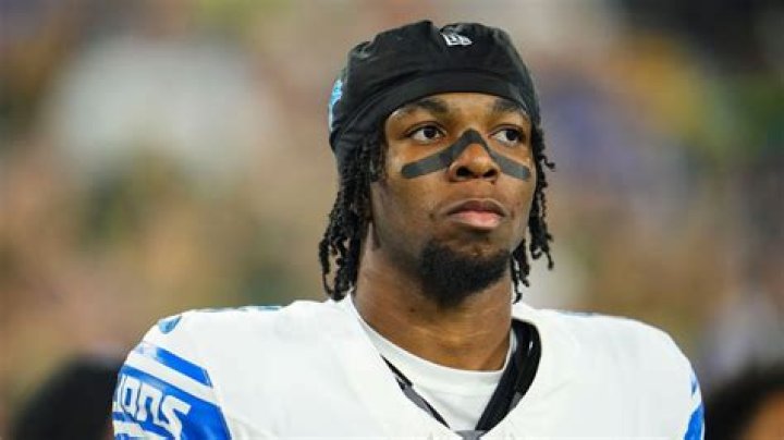 Ifeatu Melifonwu- Age, Bio, Net Worth, Height, Girlfriend, Dating