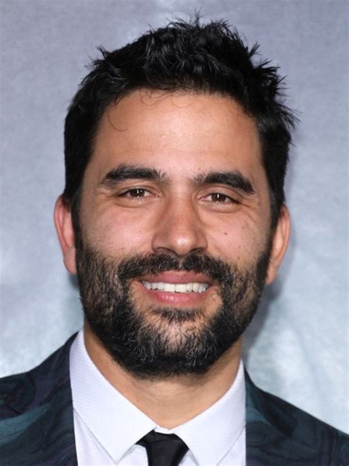 Ignacio Serricchio- Wiki, Age, Height, Net Worth, Girlfriend, Dating