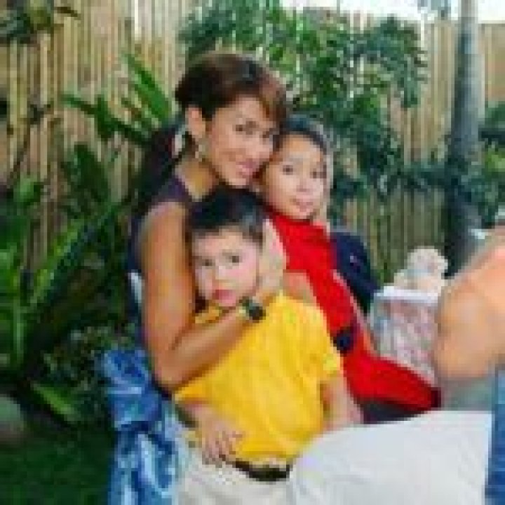 Ina Raymundo Is Blessed With Five Children